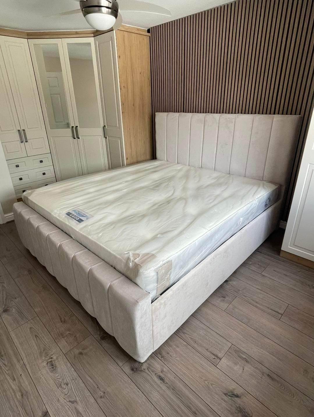 Ottoman Bed King Size - Majestic Linear Bed with Frame linear